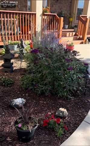 355 E Kings Deer Point