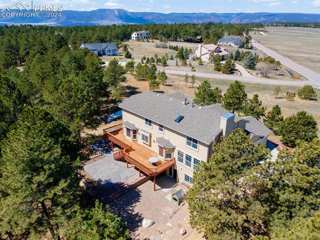 355 E Kings Deer Point