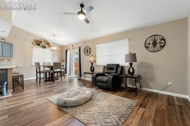 1789 Meadowbrook Parkway