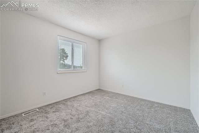 3835 Catalpa Drive
