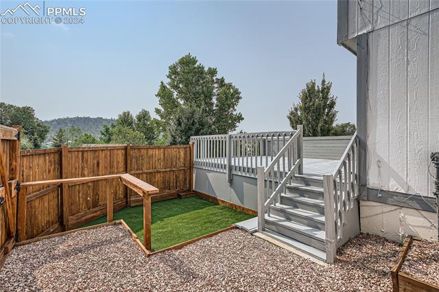 3835 Catalpa Drive