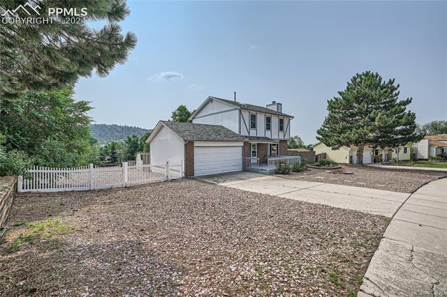 3835 Catalpa Drive
