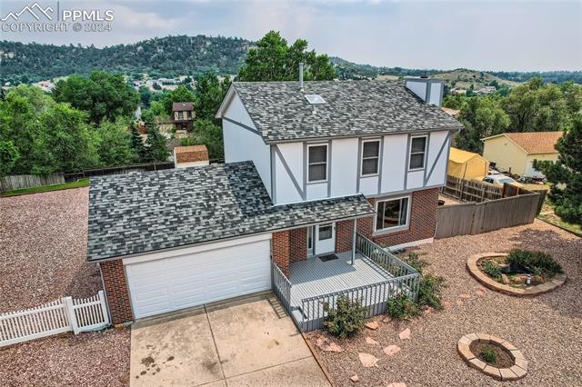 3835 Catalpa Drive