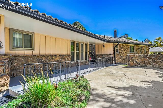 2732 Northcrest Drive