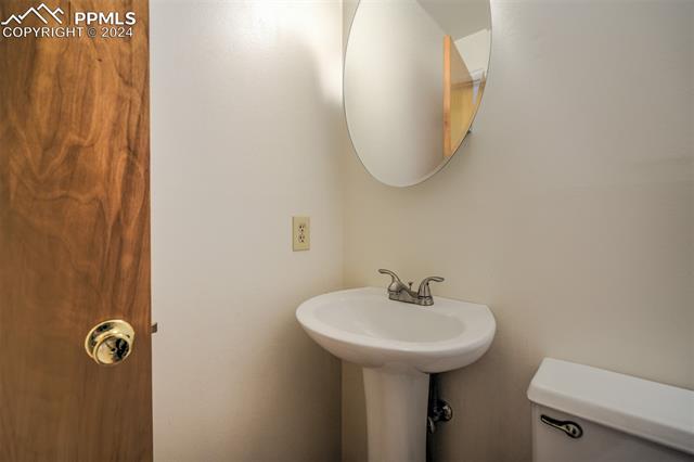 2732 Northcrest Drive