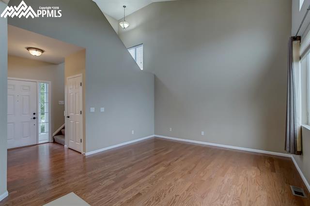 5675 Rose Ridge Lane