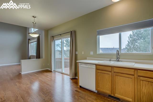 5675 Rose Ridge Lane