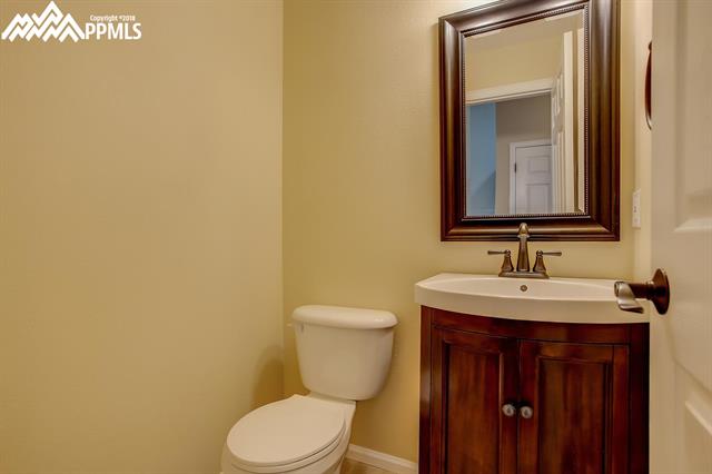 5675 Rose Ridge Lane