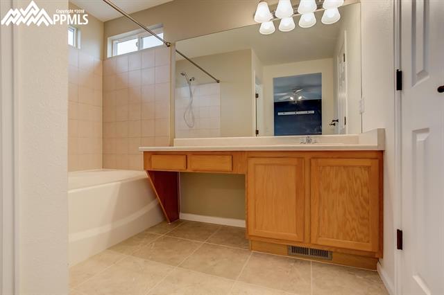 5675 Rose Ridge Lane