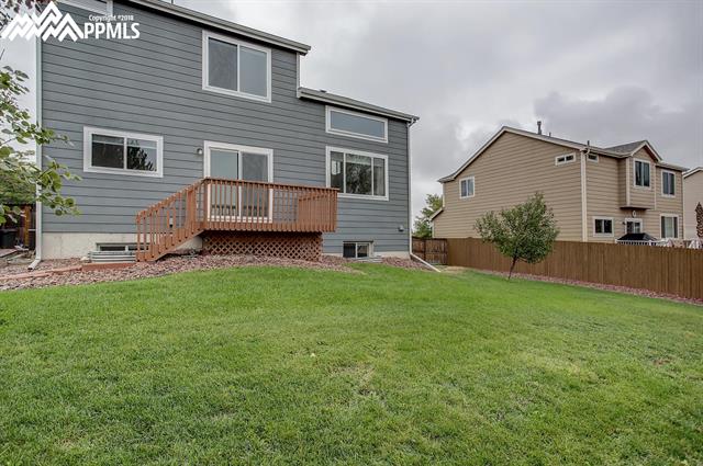 5675 Rose Ridge Lane