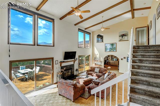 1575 Oak Hills Drive