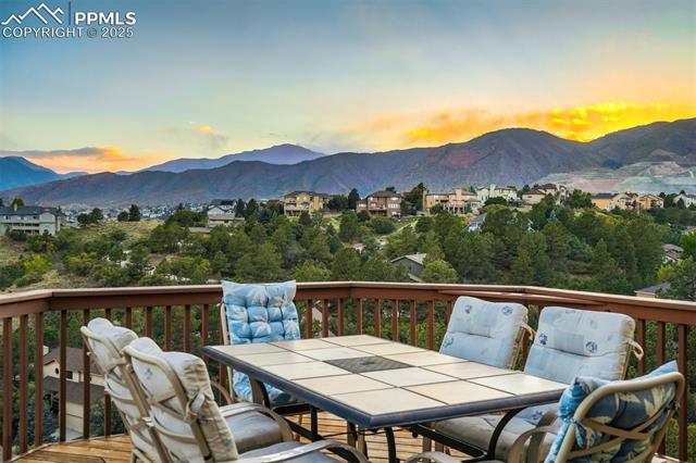 1575 Oak Hills Drive