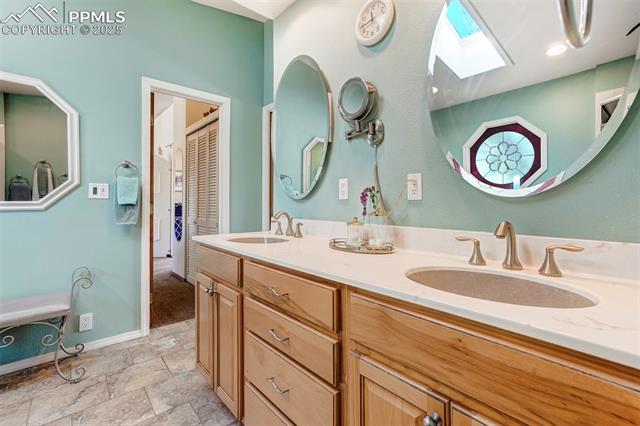 1575 Oak Hills Drive