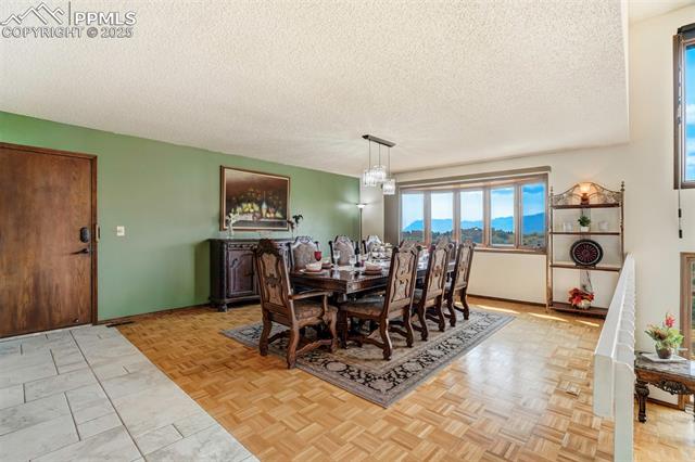 1575 Oak Hills Drive