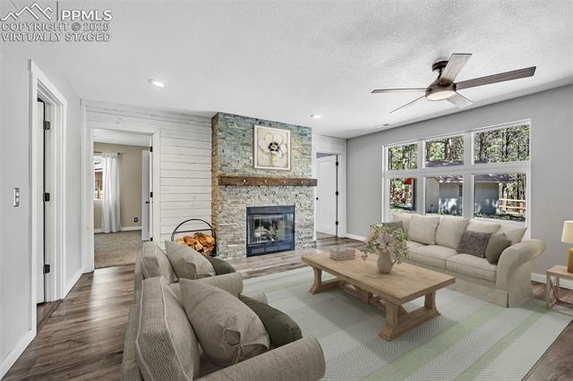 9635 Thoroughbred Lane