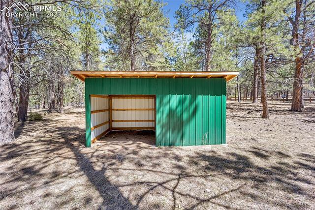 9635 Thoroughbred Lane