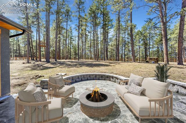 9635 Thoroughbred Lane