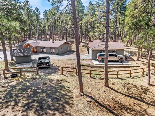 9635 Thoroughbred Lane