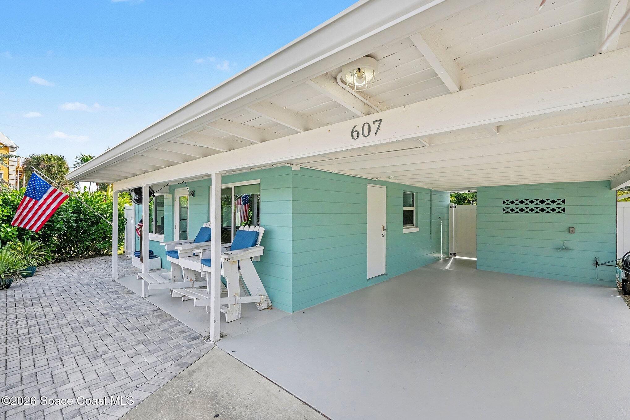 607 & 609 Madison Avenue