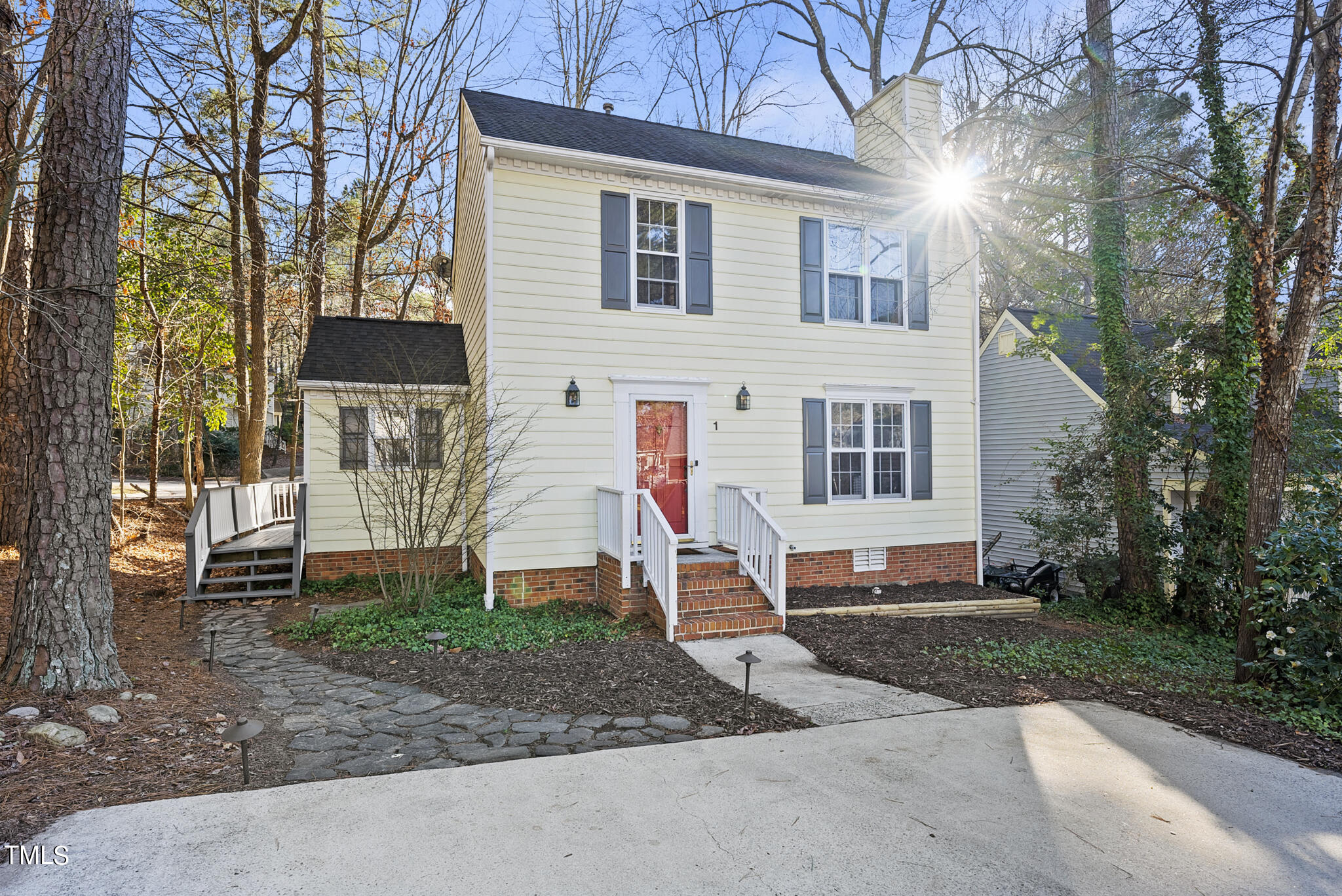 1 Old Towne Place