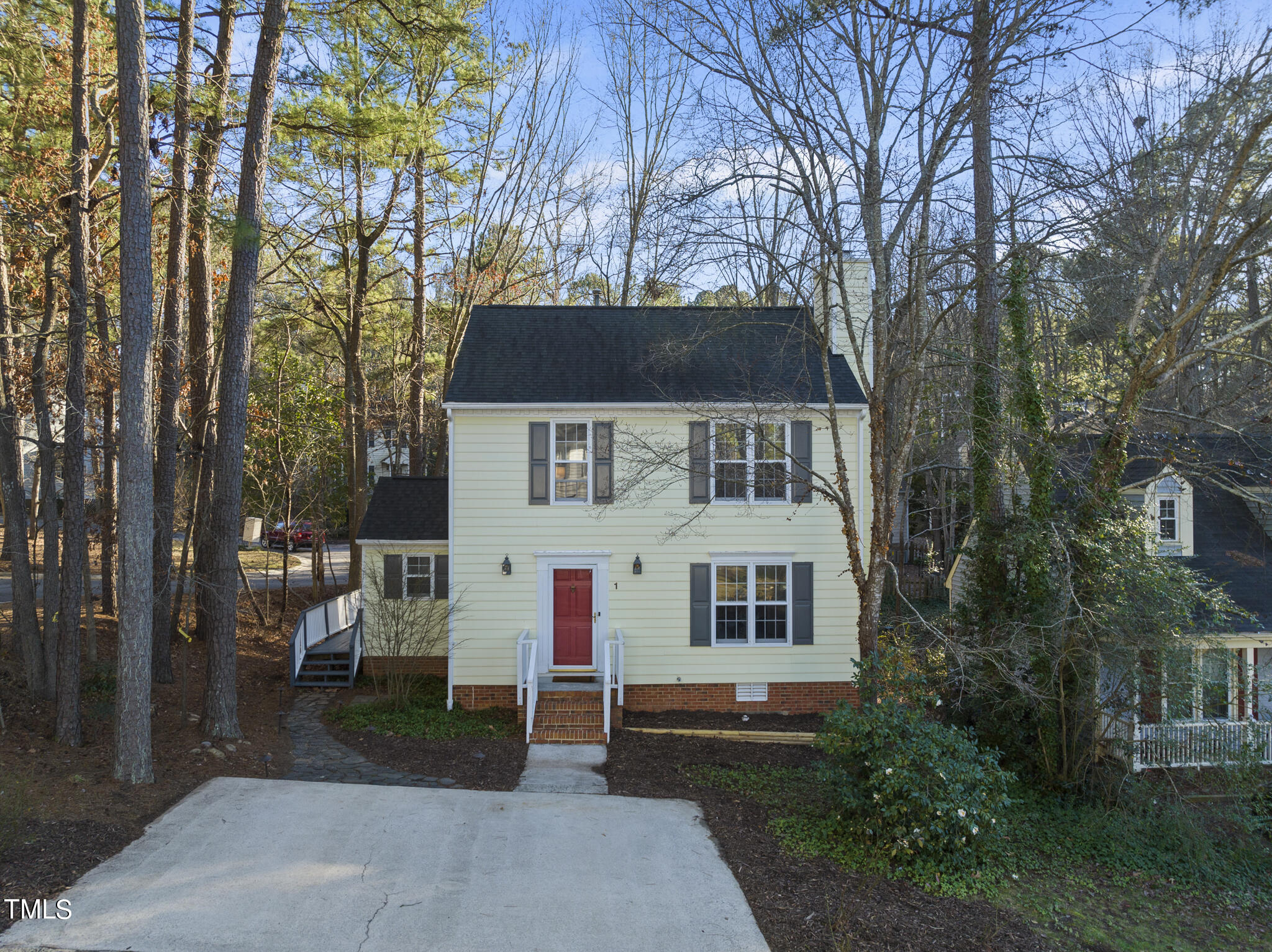 1 Old Towne Place
