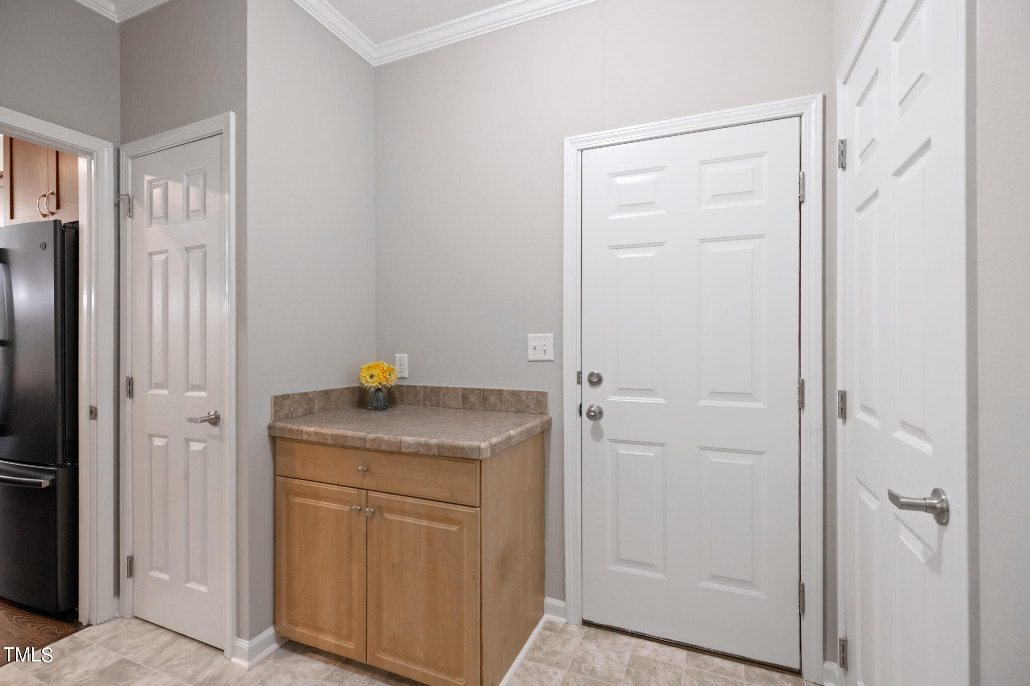 4011 Shadybrook Drive