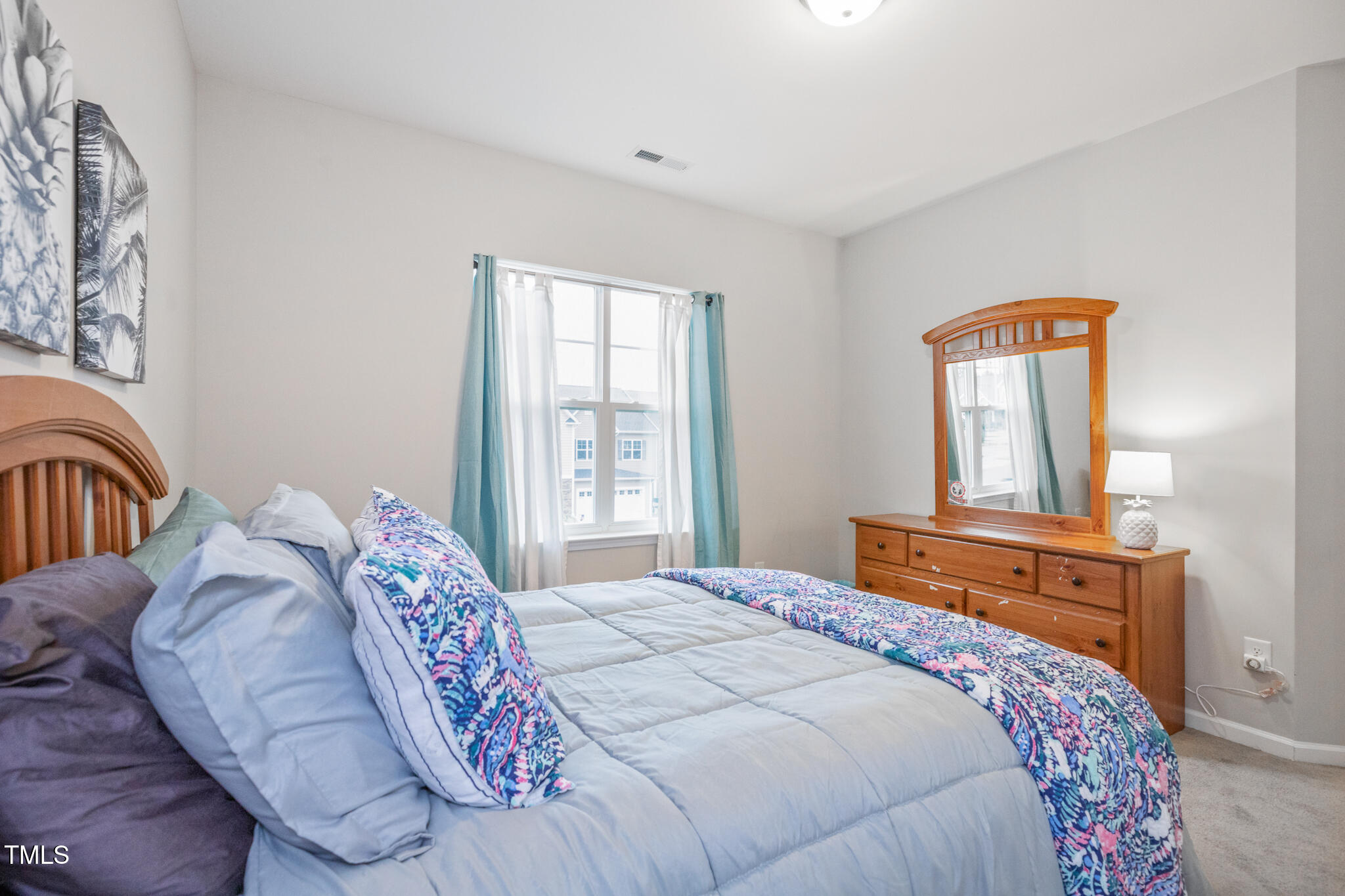 217 Zante Currant Road