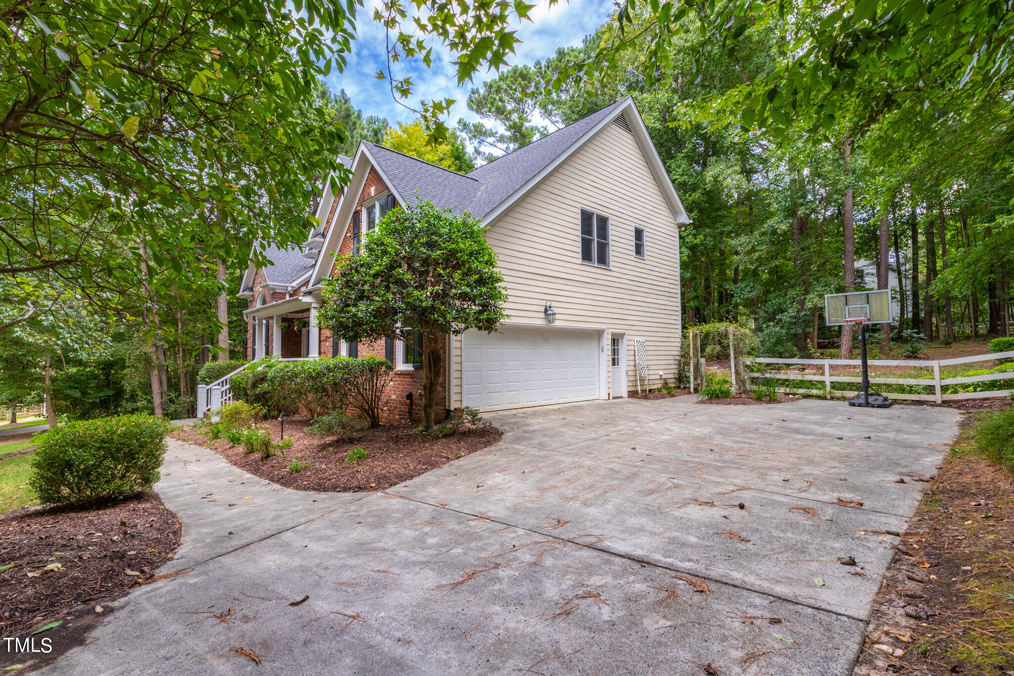 3204 Nimich Pond Way