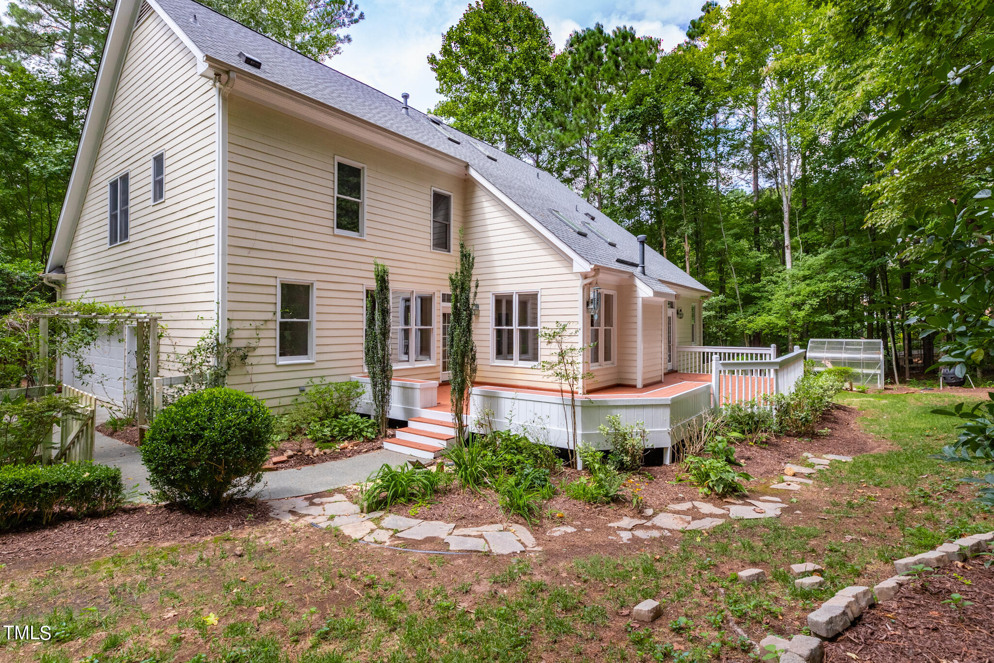 3204 Nimich Pond Way