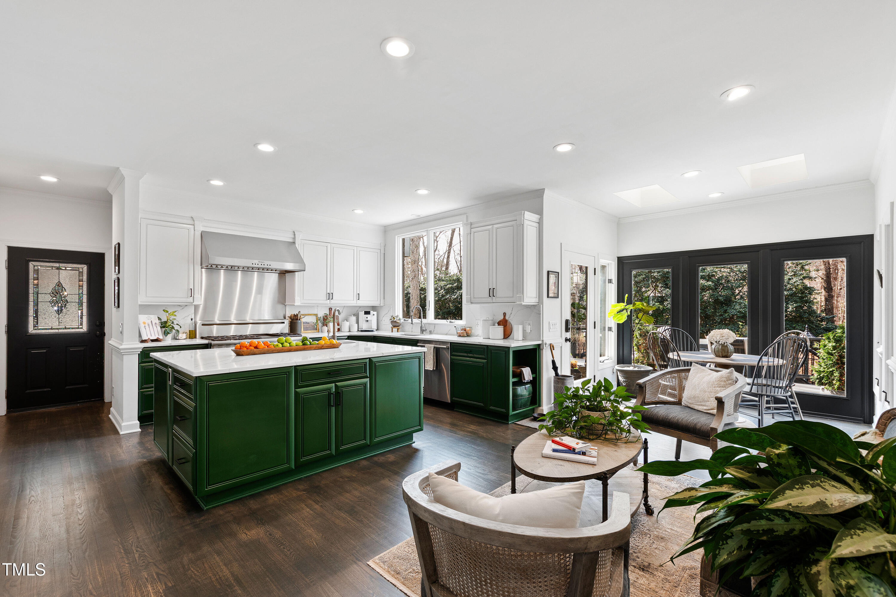 10805 The Olde Place