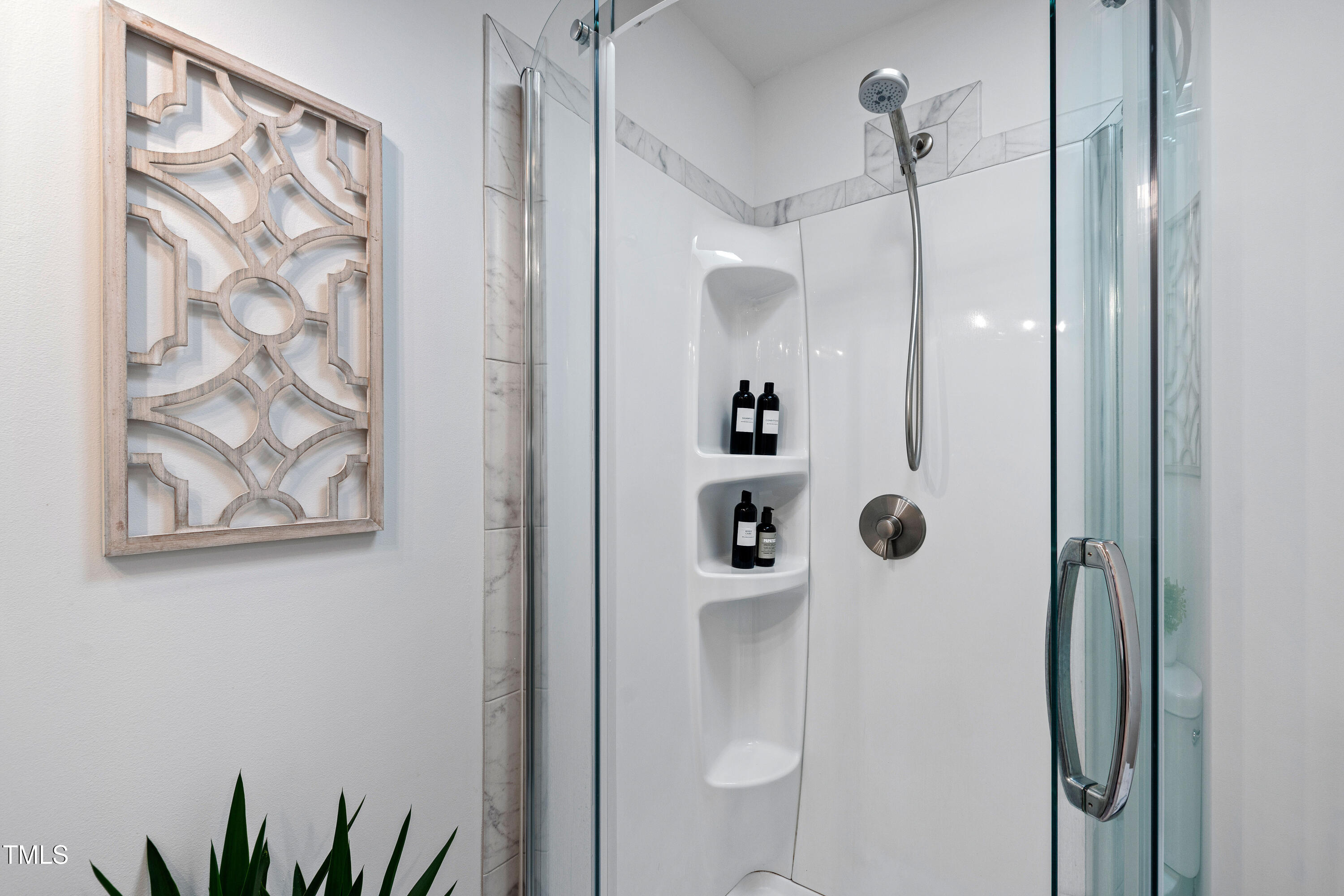 10805 The Olde Place