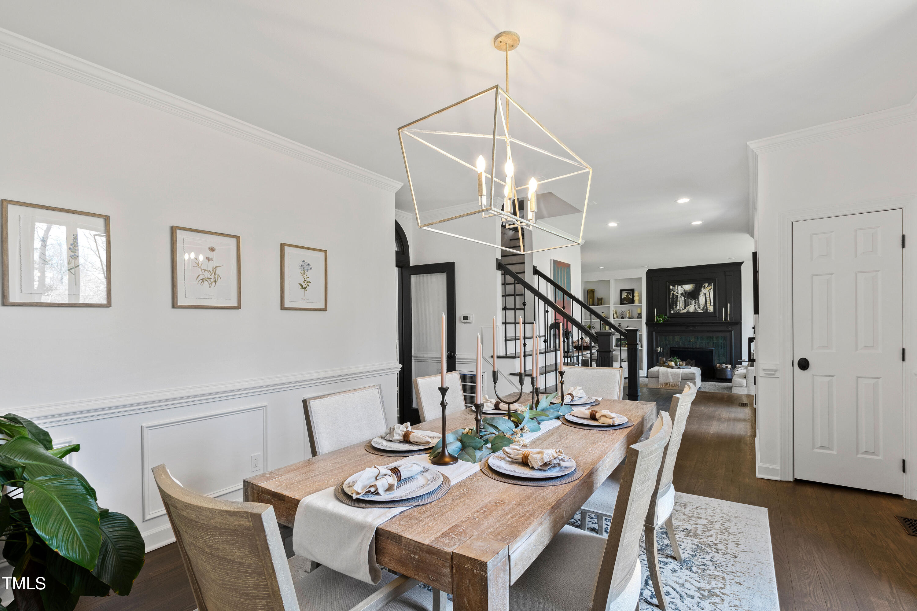 10805 The Olde Place