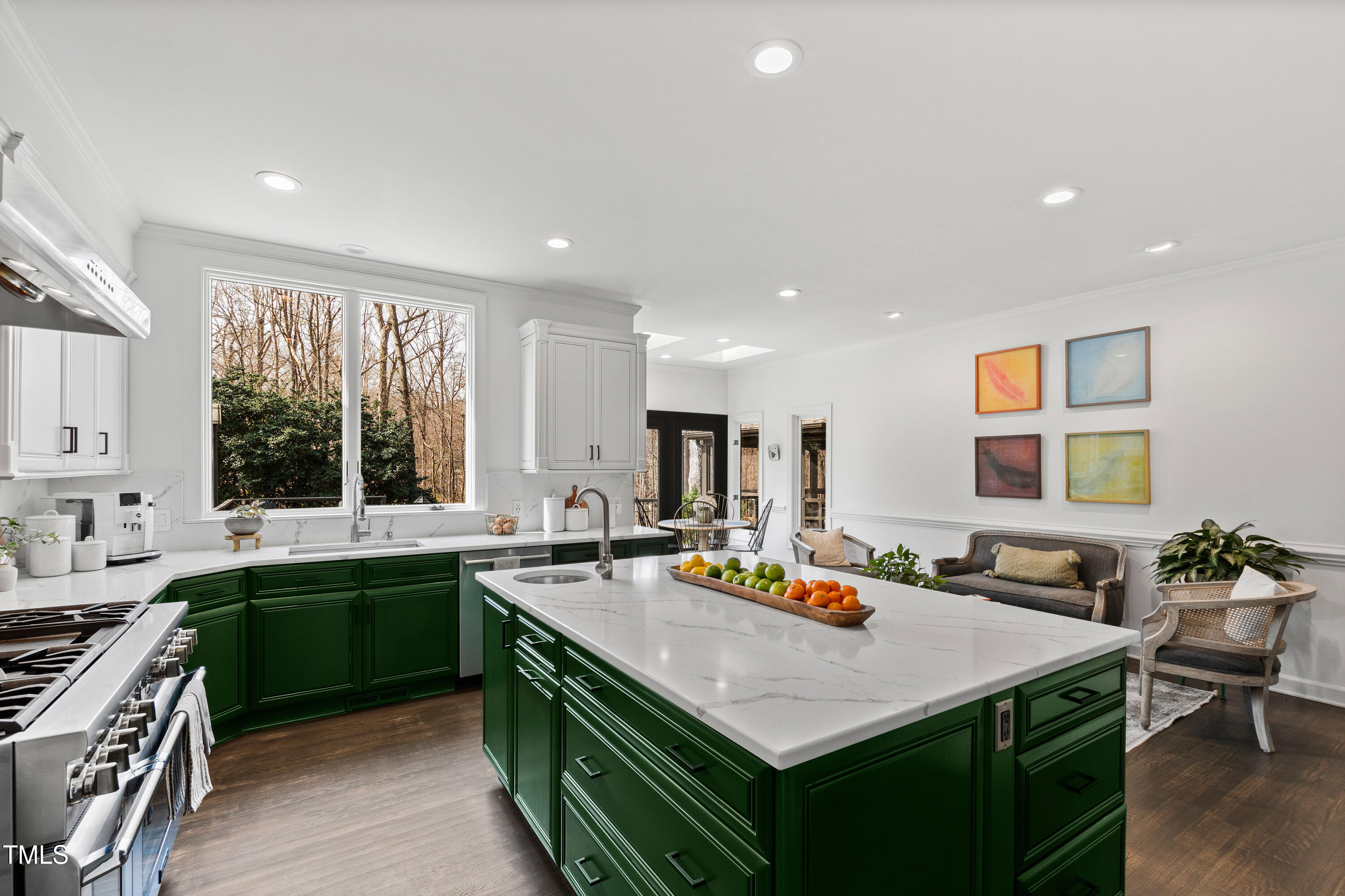 10805 The Olde Place