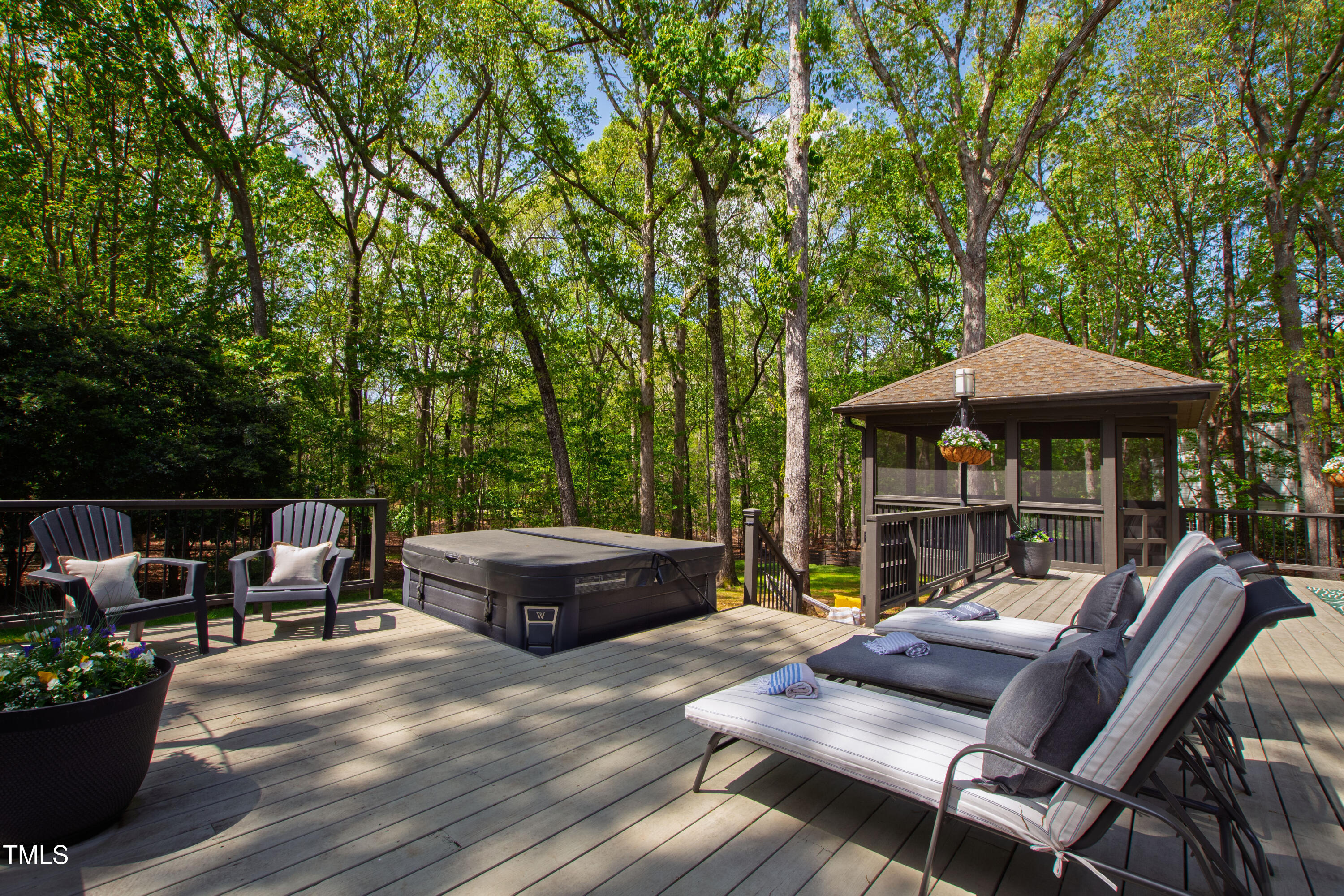 10805 The Olde Place