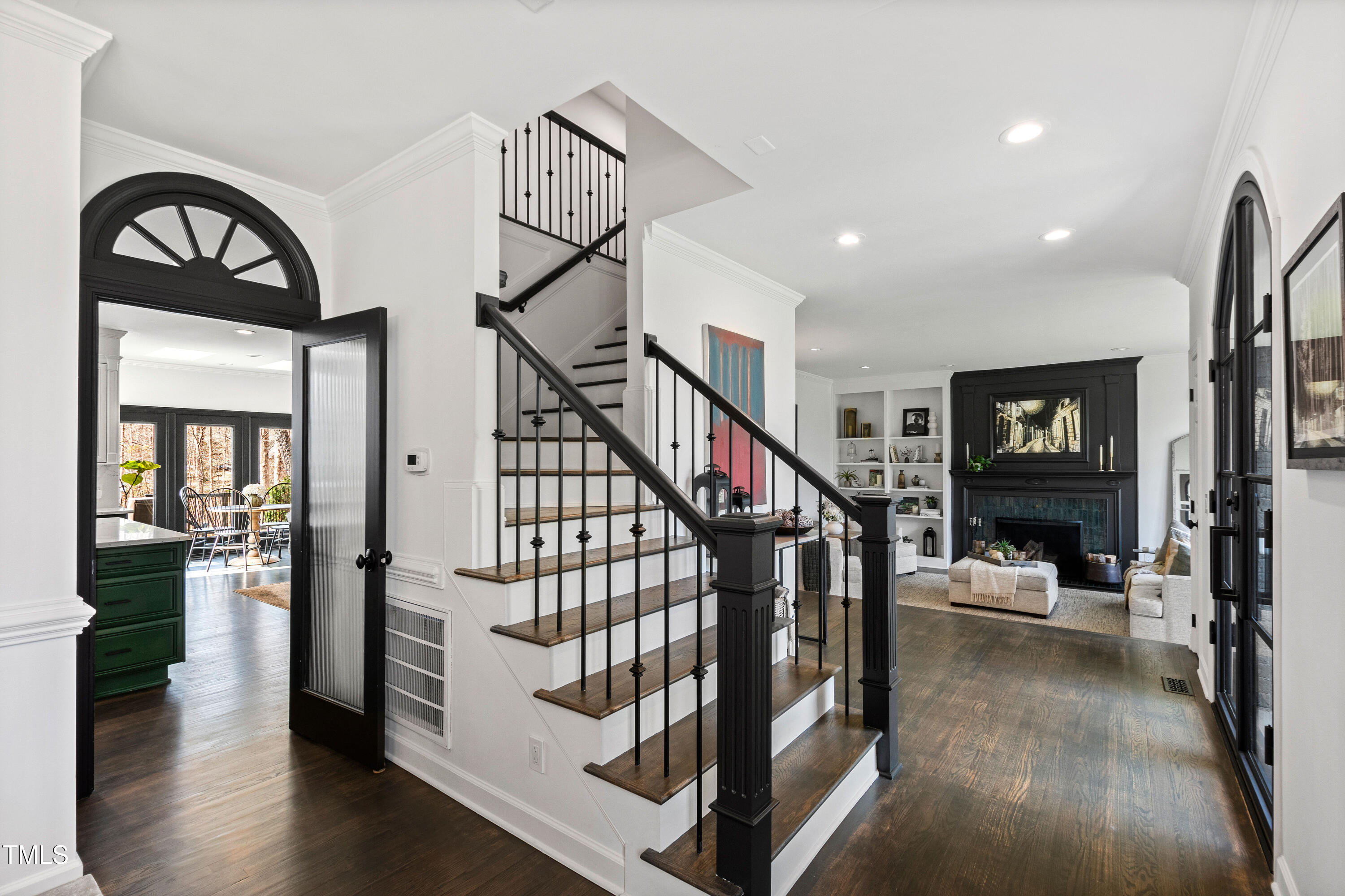 10805 The Olde Place