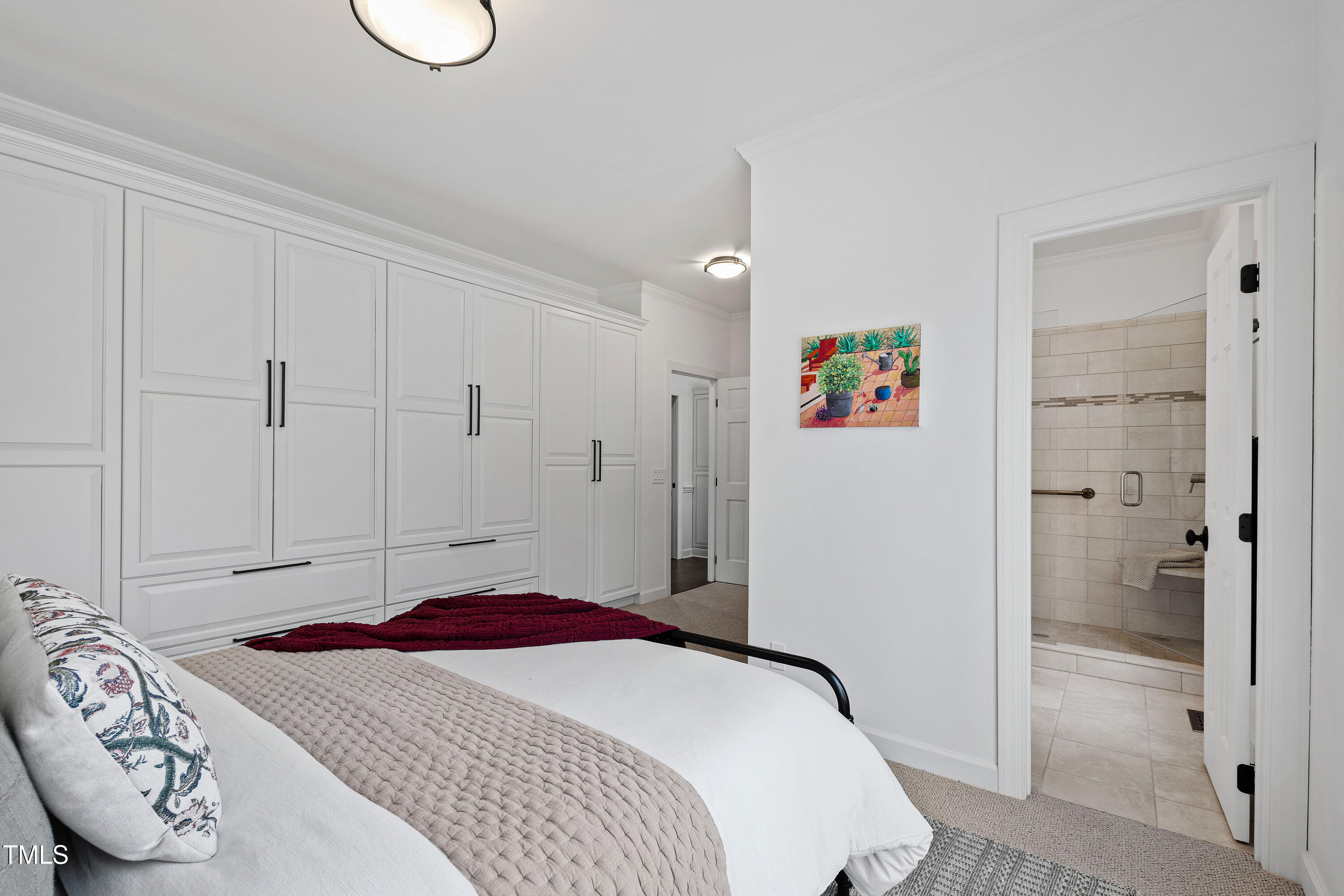 10805 The Olde Place