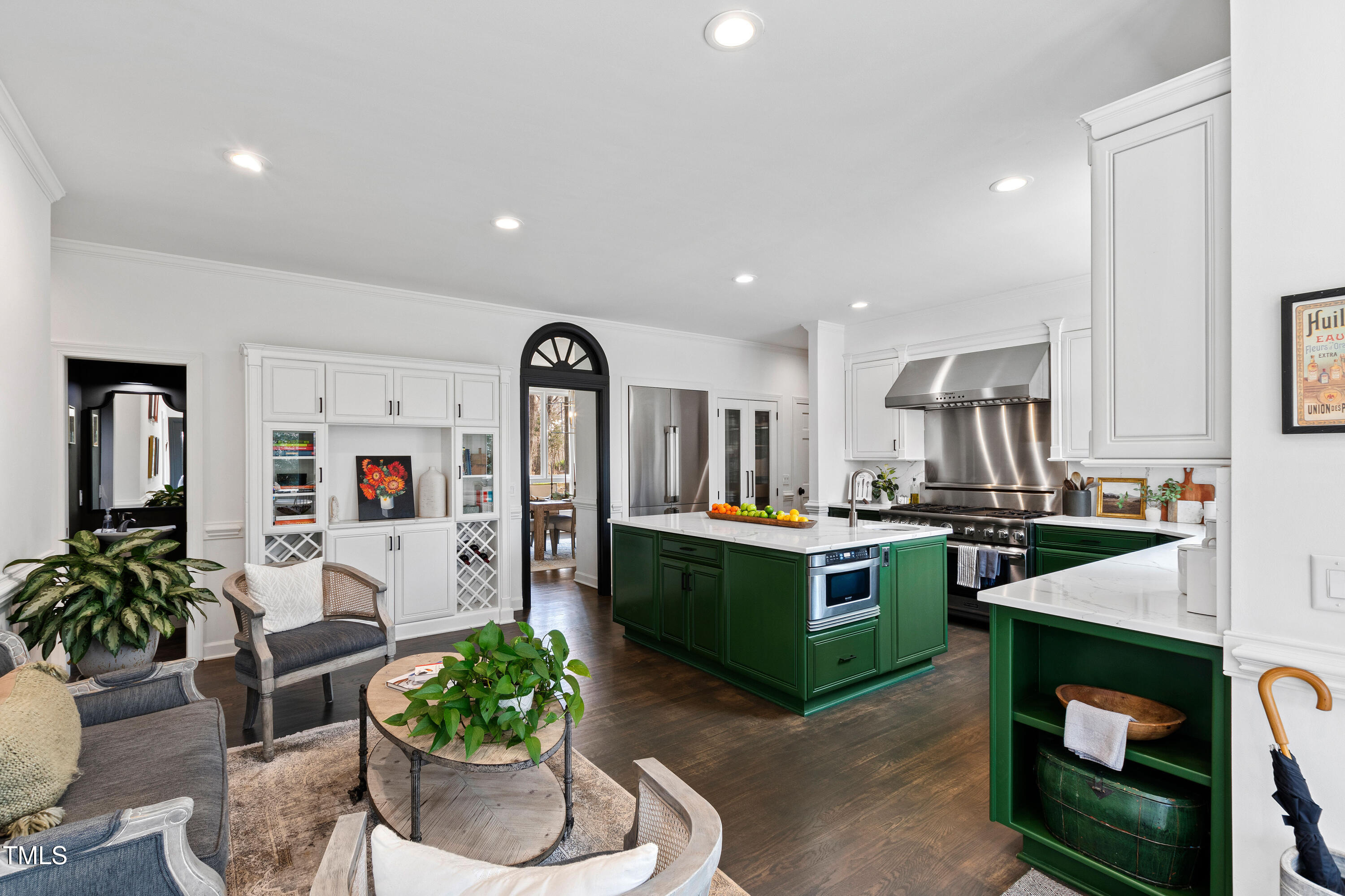 10805 The Olde Place