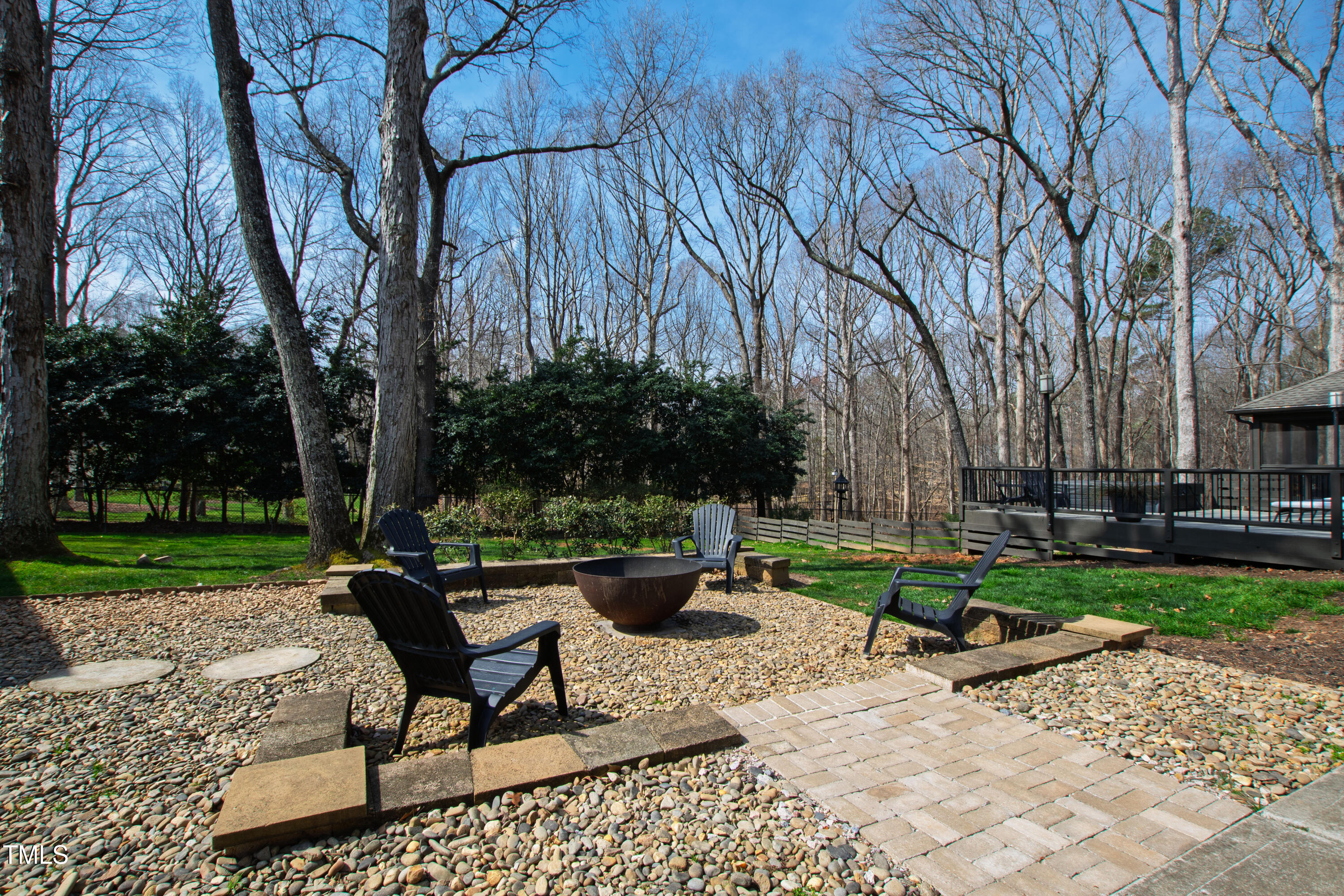 10805 The Olde Place