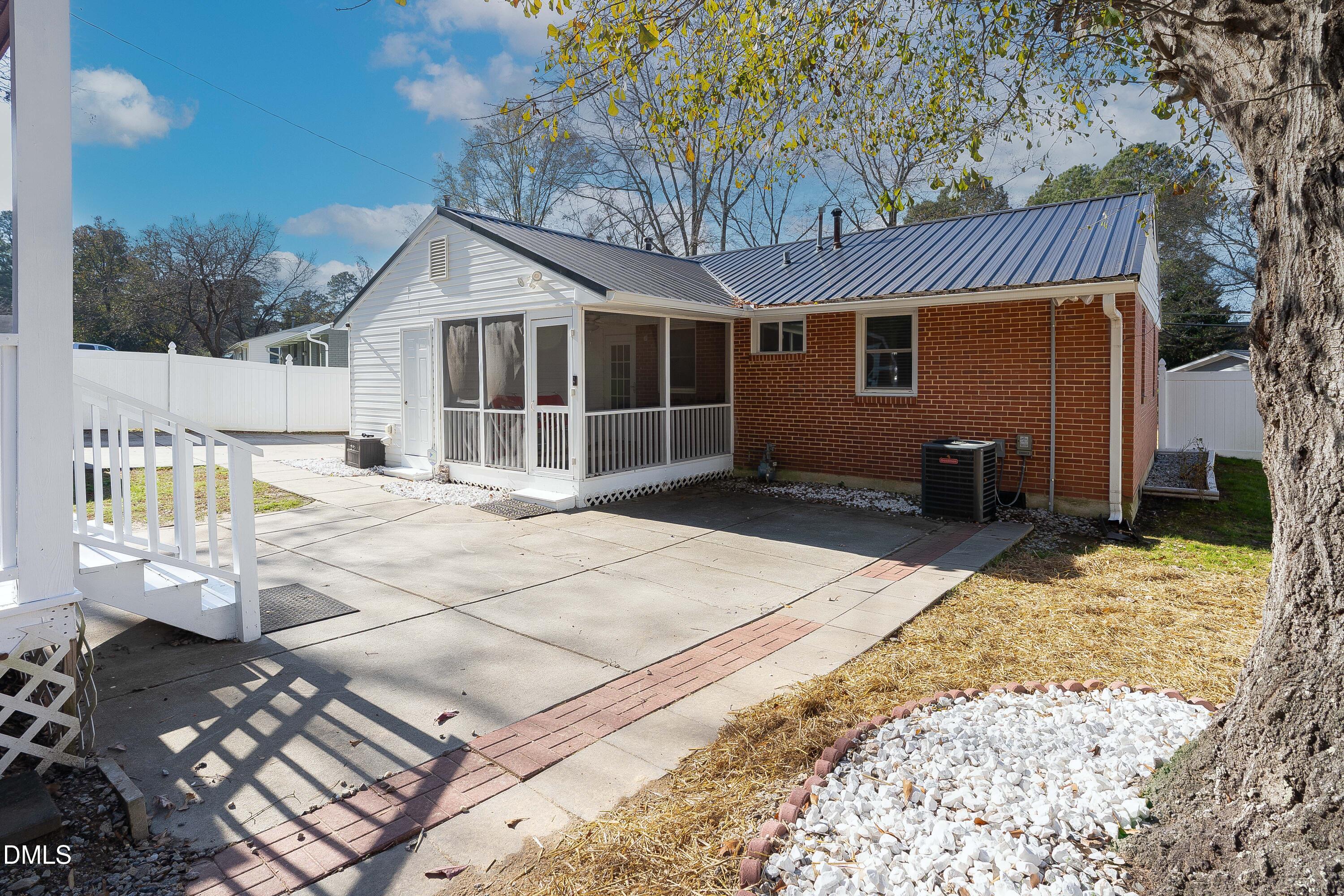 2305 Dandridge Drive