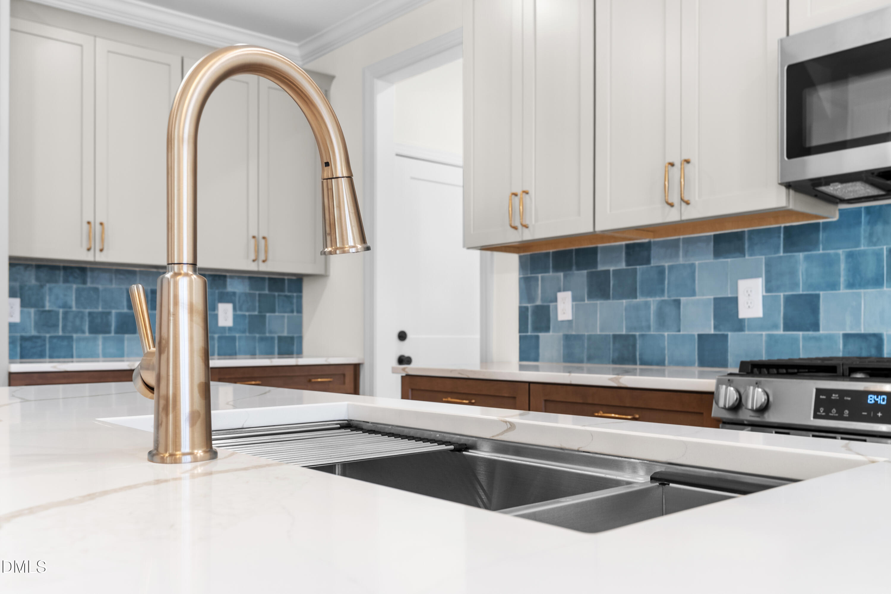 12815 Cricket Cove Court