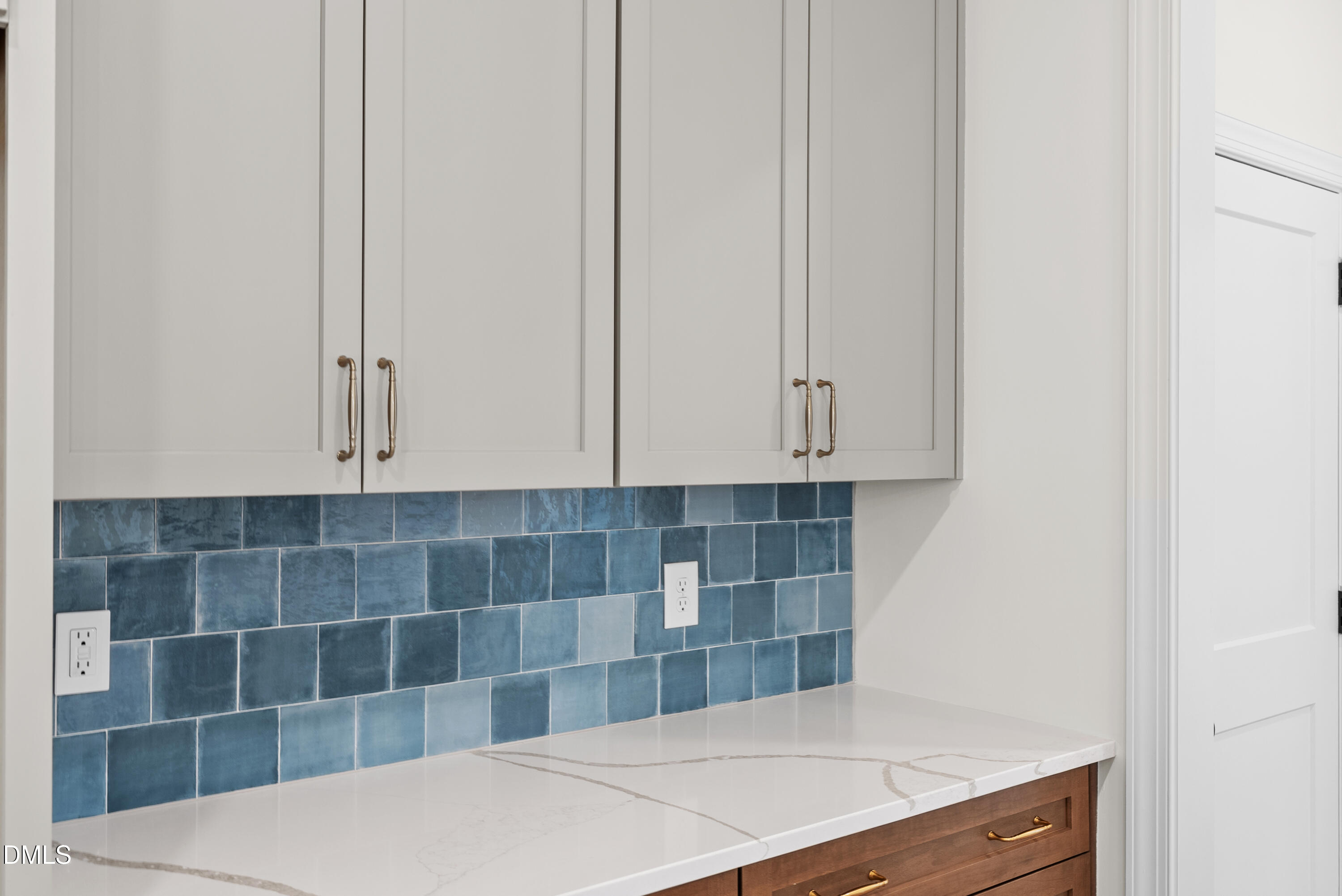 12815 Cricket Cove Court