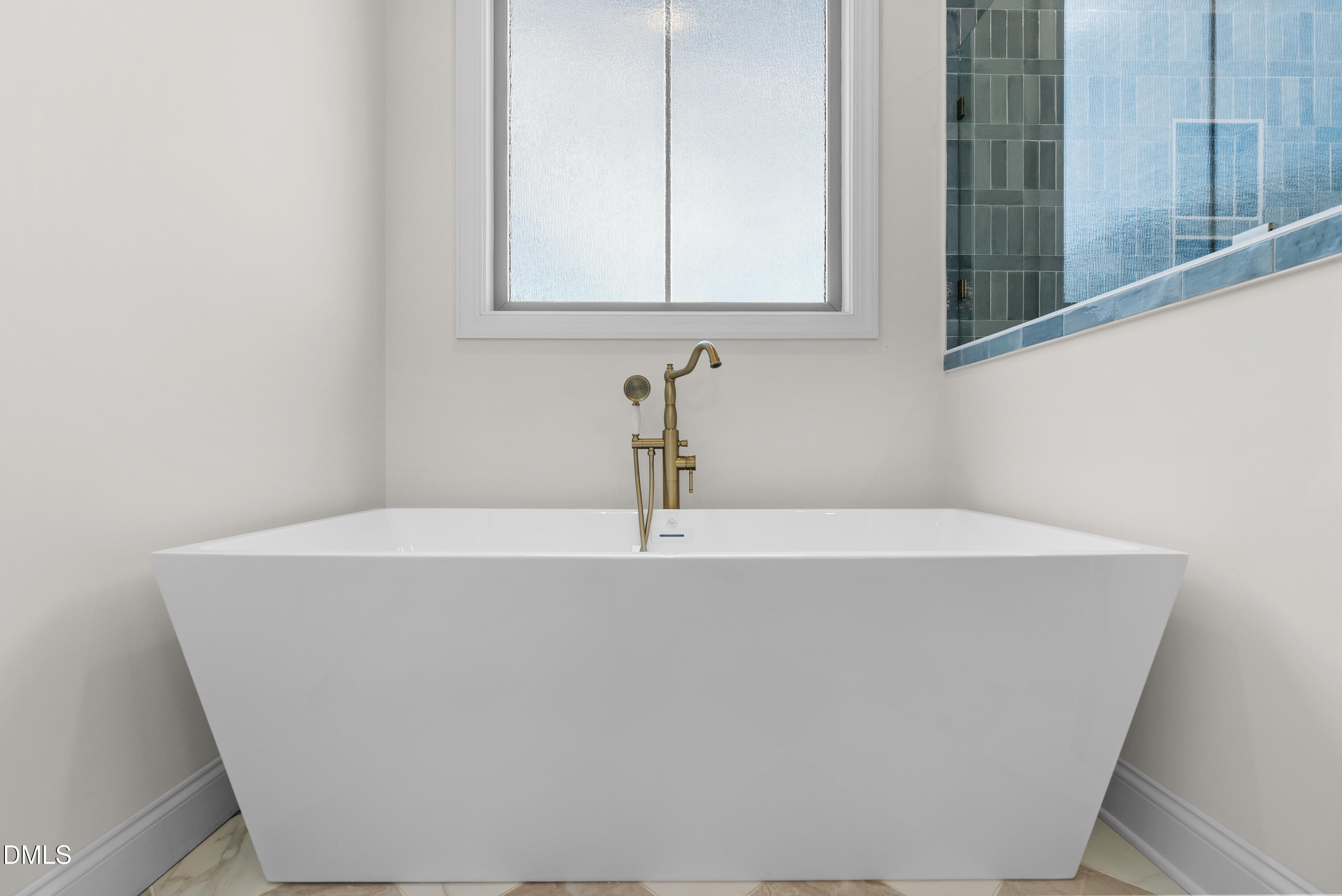 12815 Cricket Cove Court