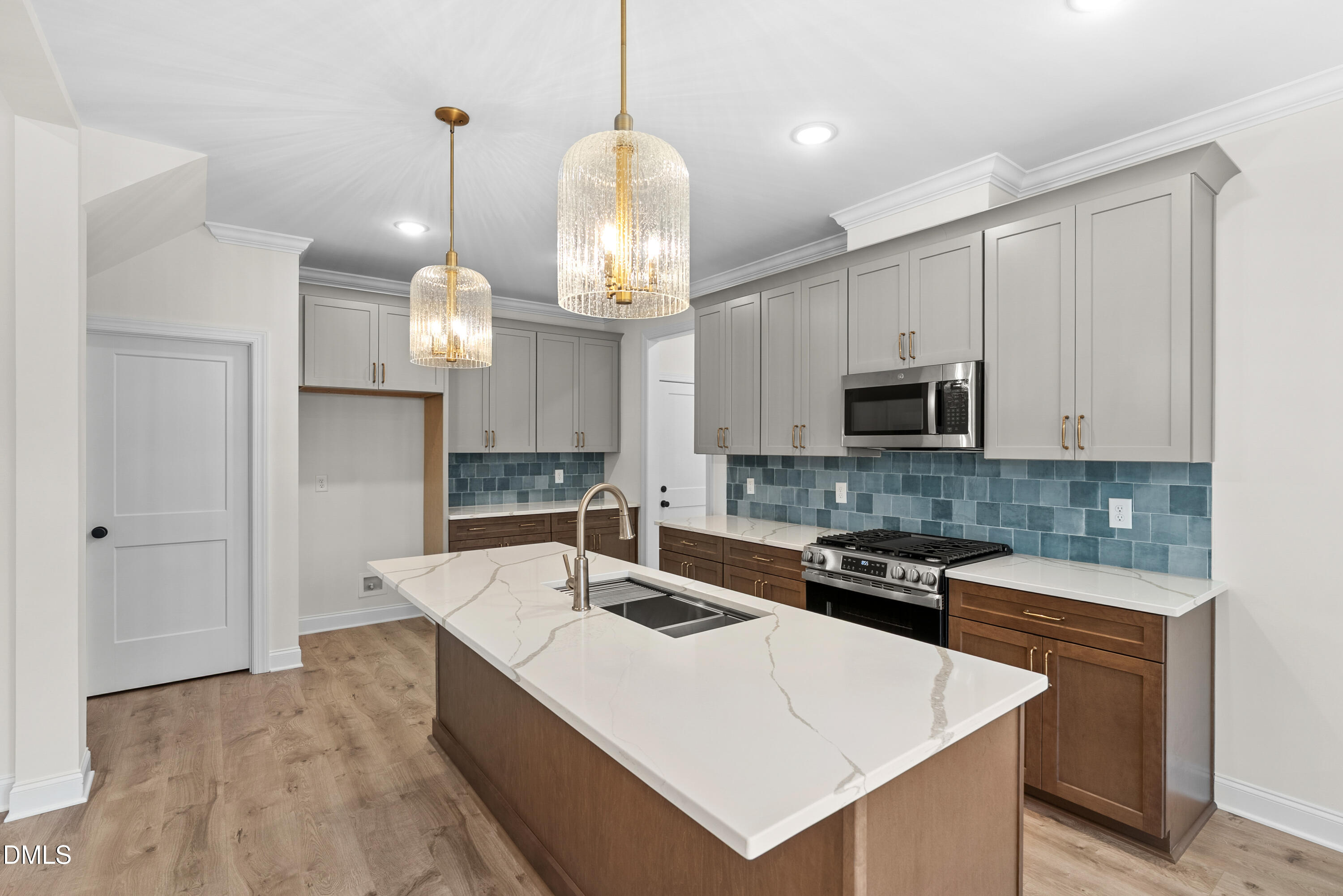 12815 Cricket Cove Court