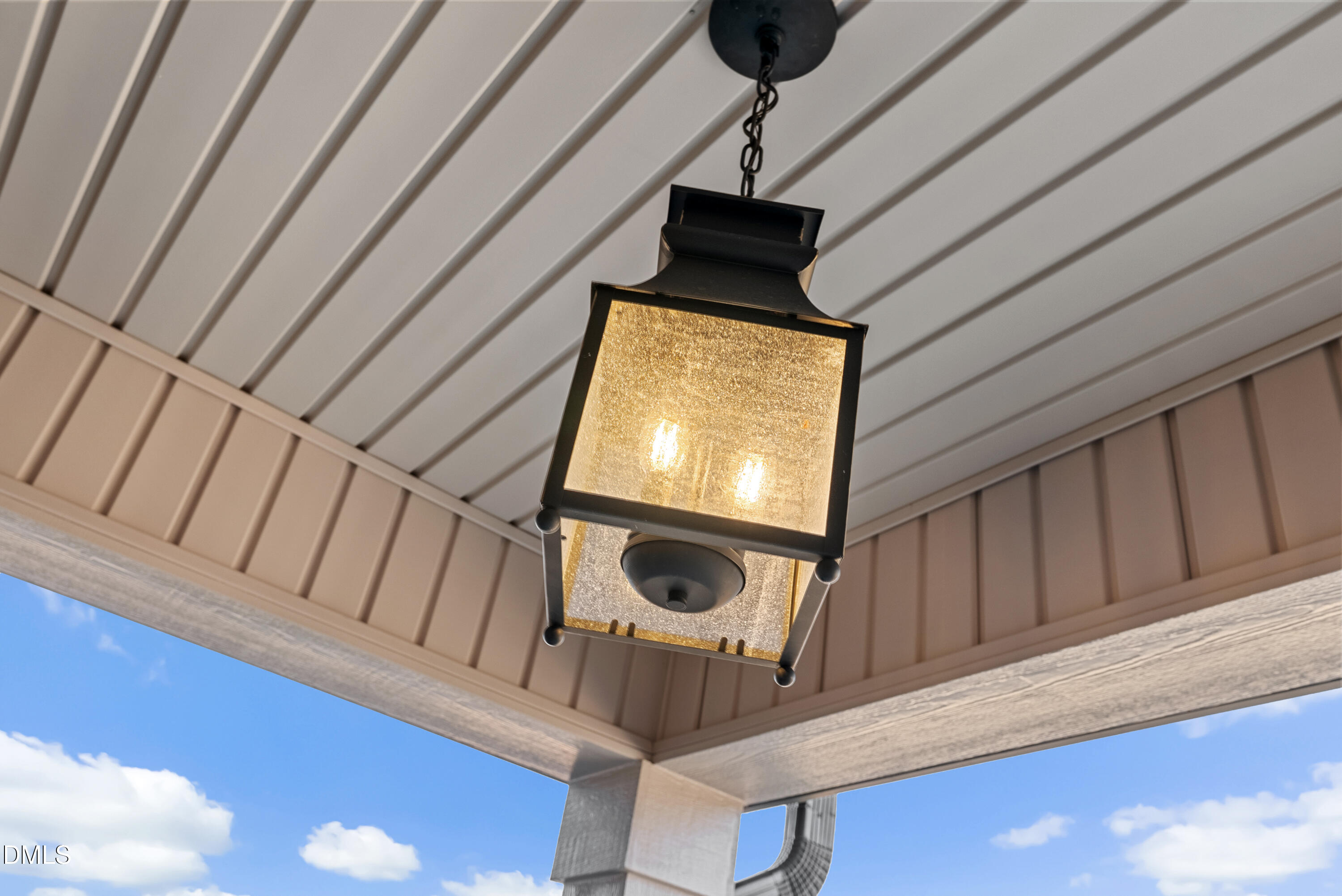 12815 Cricket Cove Court