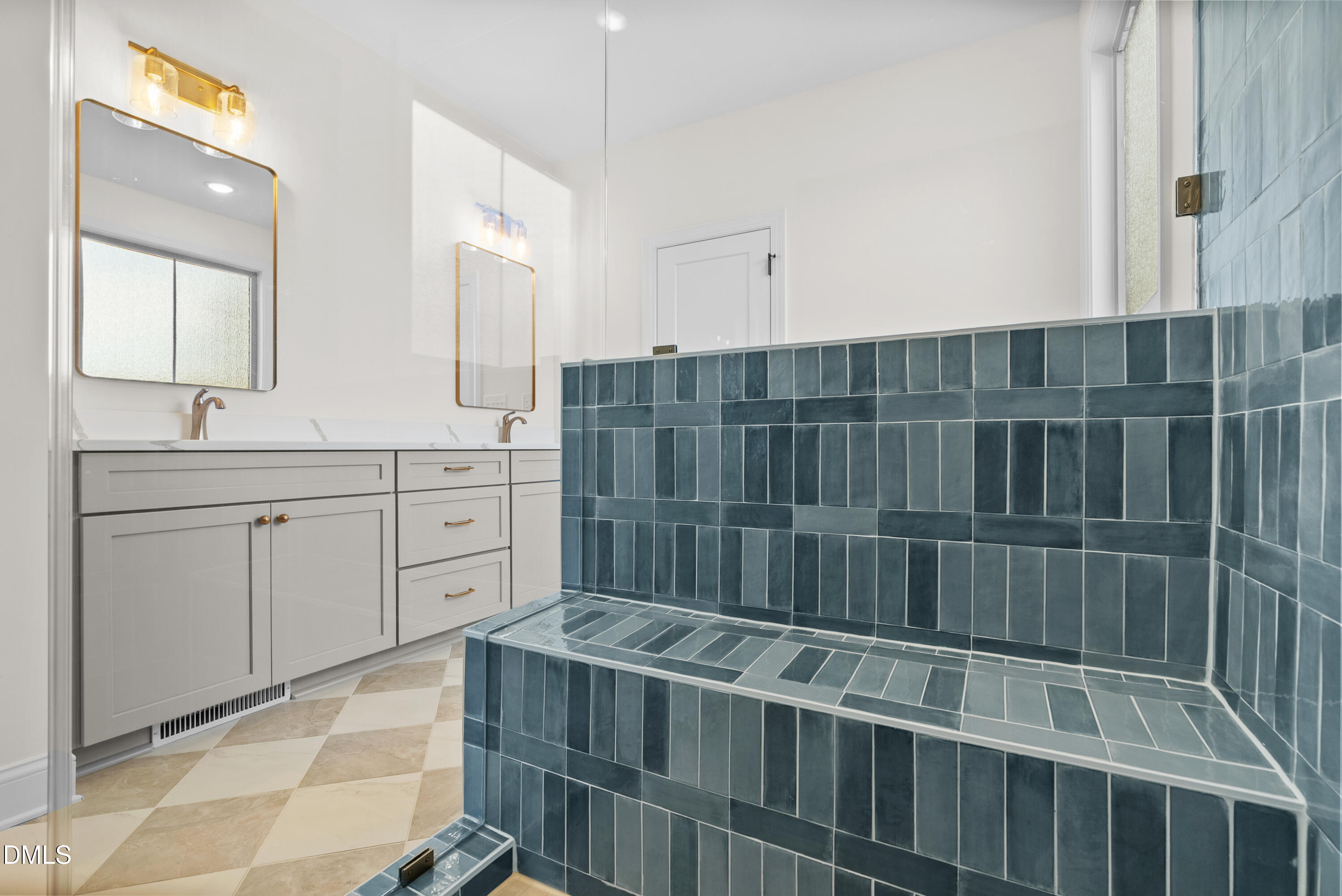 12815 Cricket Cove Court