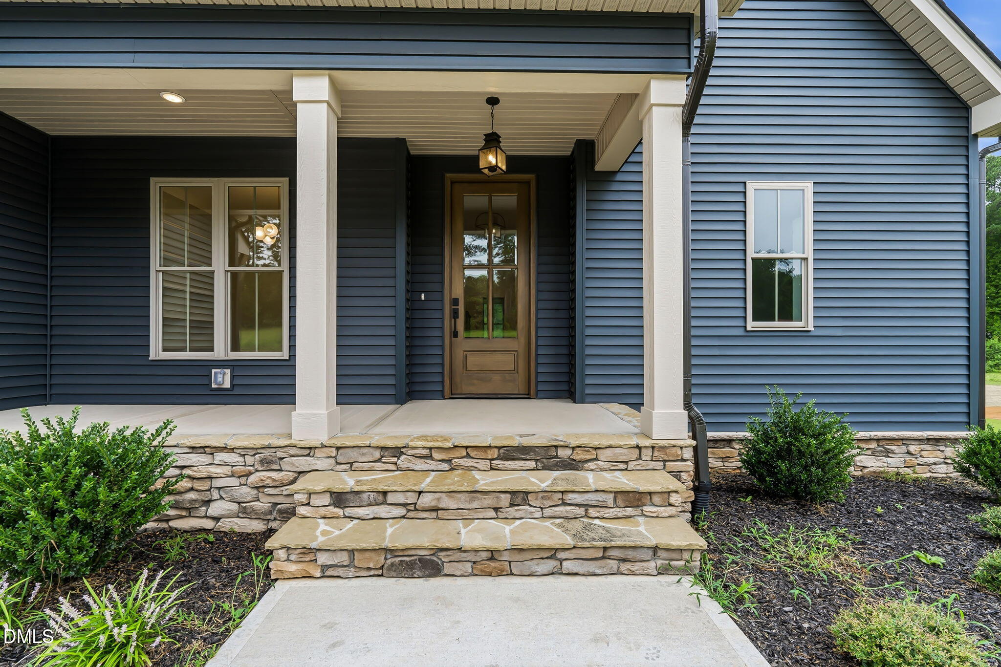 12815 Cricket Cove Court