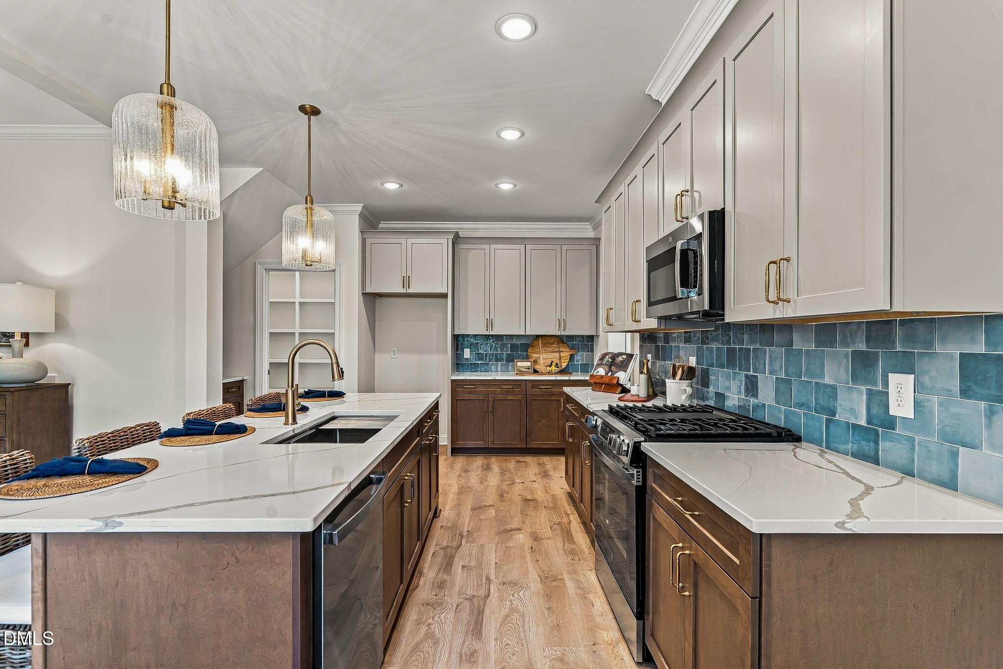 12815 Cricket Cove Court