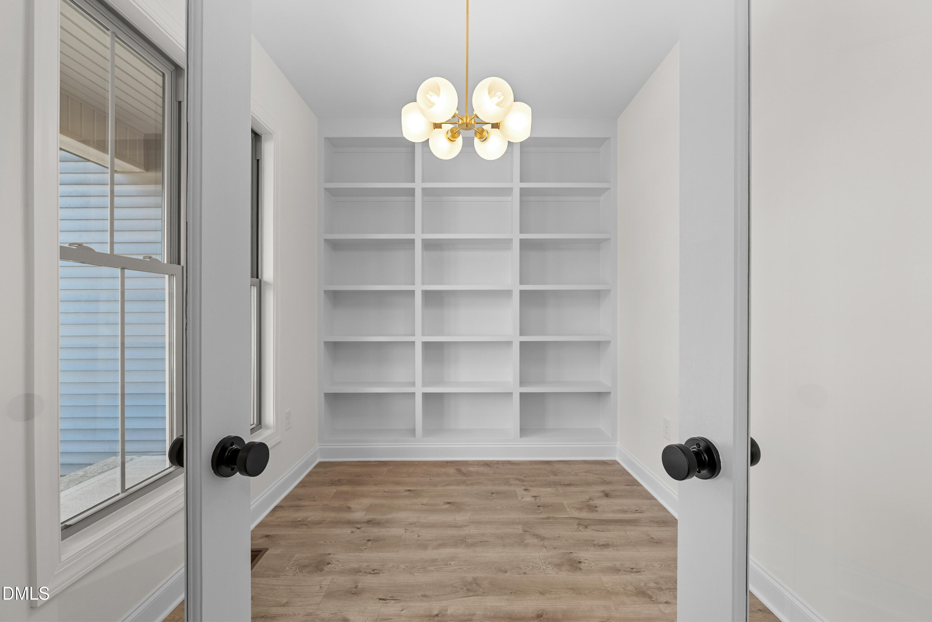 12815 Cricket Cove Court