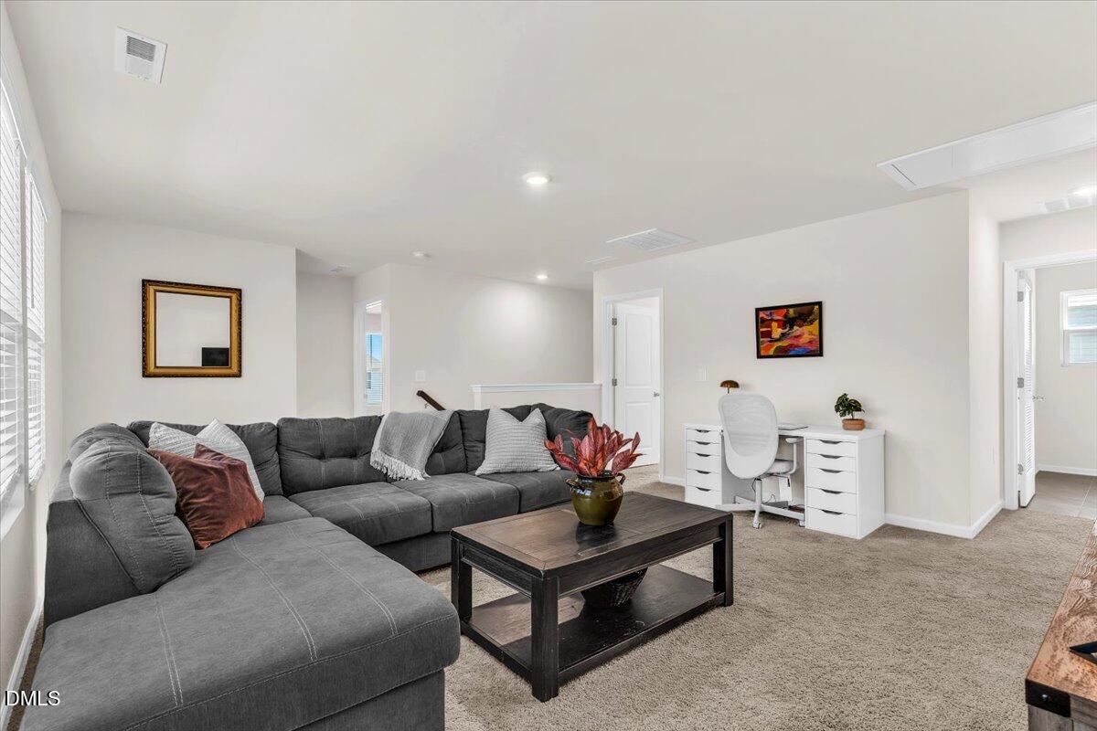 3906 Passenger Place