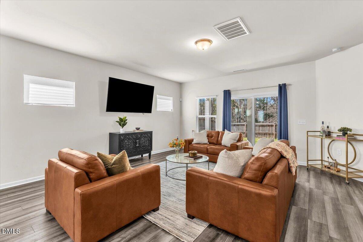 3906 Passenger Place